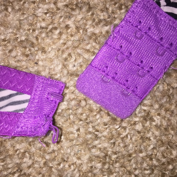 Patterned Bra - Picture 3 of 3